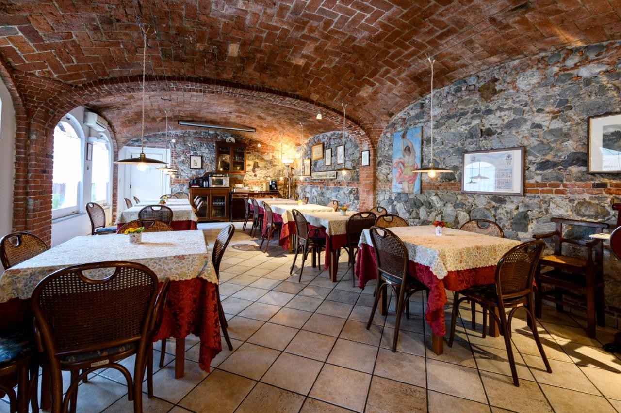 Cantina Anzivino - Affittacamere Gattinara ภายนอก รูปภาพ